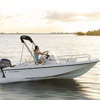 Outboard center console boat 158 CS6-person max.sundeckroll-bar