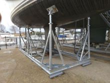 Motor boat cradle for sailboatskeelheavy haul