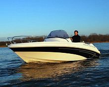 Outboard center console boat QX500side consolesportrecreational