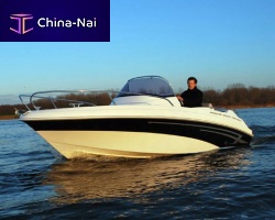Outboard center console boat QX500side consolesportrecreational