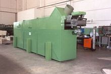 Continuous roasting machine