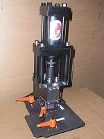 Electro-hydraulic notching machine