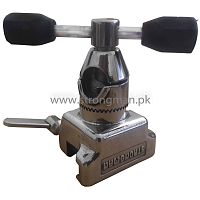 Operating table clamp