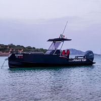 Outboard center console boat XR7twin-engineplaning hullhard-top