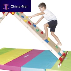 Articulated climbing wall 0108for playground