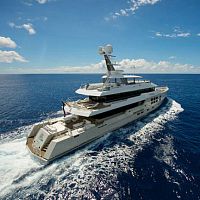 Expedition luxury super-yacht Big Fishwheelhousedisplacement hullsteel