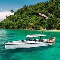 Outboard center console boat 37 Sun-Toptwin-enginesoft-top10-person max.