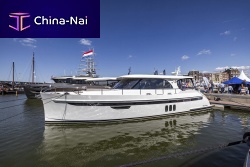 Inboard express cruiser 50S LONG RANGEdieselhard-topcruising