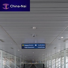 Aluminum suspended ceiling RANDOM LINEstripfor officefor clean rooms