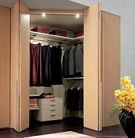 Interior walk-in closet door PORTALEwoodenslidingfolding