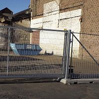 Sliding gate TEMPOFOR SCgalvanised steelwelded meshmotorized
