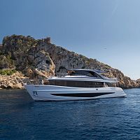 Cruising motor yacht X90flybridge4-cabin8-berth