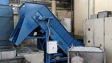 Wire mesh conveyor Superbelt® Cmesh beltinclinedhandling