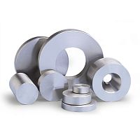 Extrusion die