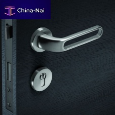 Door handle ESTEmetalcontemporary