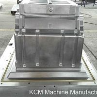 Panel thermoforming machine for refrigerator productionfor inner linersautomatic