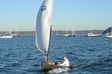 Traditional sailing dinghy Wing 9catboat