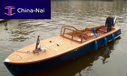 Inboard runabout Dolfin-28stepped hullwooden6-person max.