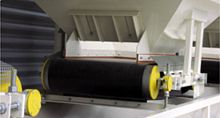Solids dispenser volumetricbeltautomatic