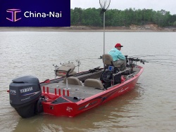 Outboard crappie boat 861 Predatorside consolesport-fishing