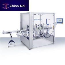 Continuous-motion labeling machine L 180automaticfor bottleswrap-around