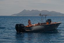 Outboard center console boat LEVANZO 25twin-enginesport-fishing8-person max.