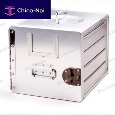Aircraft storage container isothermal