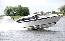Inboard yacht tender LIMOUSINE 9.4msingle-engine8-person max.cabin-cruiser