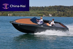 Inboard runabout OVATION 6.8dieseldual-consolewakeboard