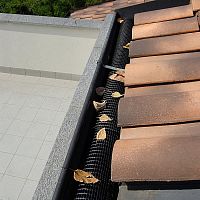Gutter protector LEVEX TUBE