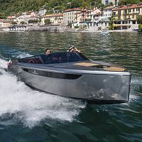 Inboard runabout E26 Classicdual-consoleclassic12-person max.