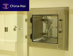 Clean room transfer hatch