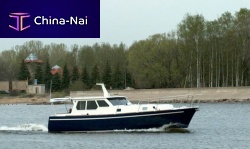 Inboard express cruiser Navigator-112dieseldisplacement hullwheelhouse