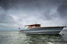Inboard center console boat WHITE OCEANdieseltwin-enginehard-top
