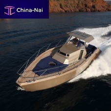 Inboard express cruiser Squalt 33opencenter consolewith cabin