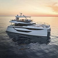 Power catamaran motor yacht M8cruisingflybridge3-cabin