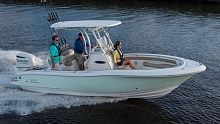 Outboard bay boat Sportfish 222center consoleopensport-fishing