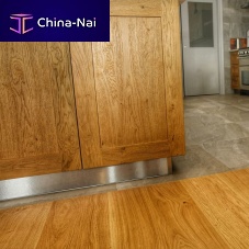 Wall-mounted paneling built-infor ceilingoak