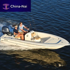 Outboard bay boat 177 center consolesport-fishing5-person max.
