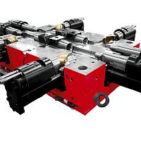 Multi-cavity plastic injection mold hot-runnerfittingsmall series