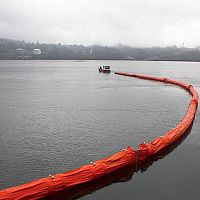 Pollution control boom ZOOOM floatingsheltered watersself-inflating