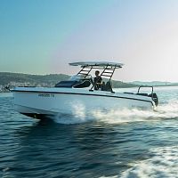 Outboard center console boat 25 divesundeckwith T-top