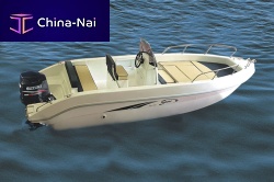 Outboard center console boat 585 6-person max.sundeck