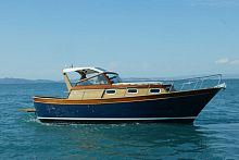 Inboard express cruiser HALF CABINopen8-person max.downeast