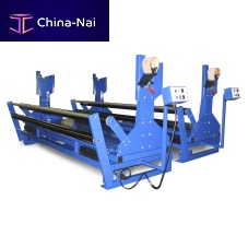 Fabric unwinder roller