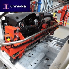 Pneumatic manipulator mechanicalwith gripping toolfor mechanical components