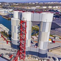Cone-bottom silo cementgalvanizedfor marine applications