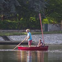 Outboard small boat Barque A Ballastopenfor fishingrecreational