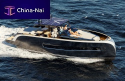 Inboard express cruiser E 44 Vtwin-engineopencenter console