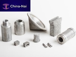 Aluminum conductive foam